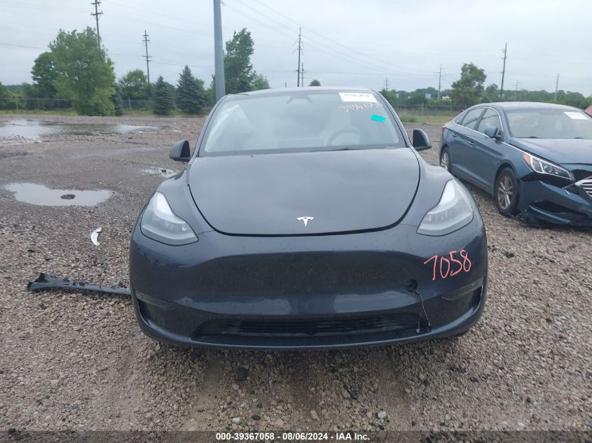 2024 Tesla Model Y Long Range Dual Motor All-Wheel Drive VIN: 7SAYGDEE1RA228680 Lot: 39367058