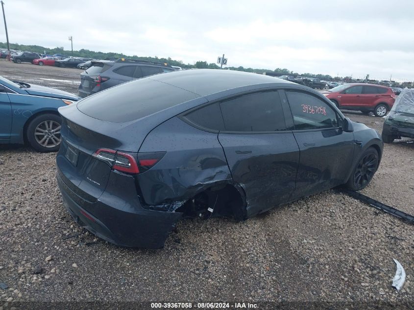 2024 Tesla Model Y Long Range Dual Motor All-Wheel Drive VIN: 7SAYGDEE1RA228680 Lot: 39367058