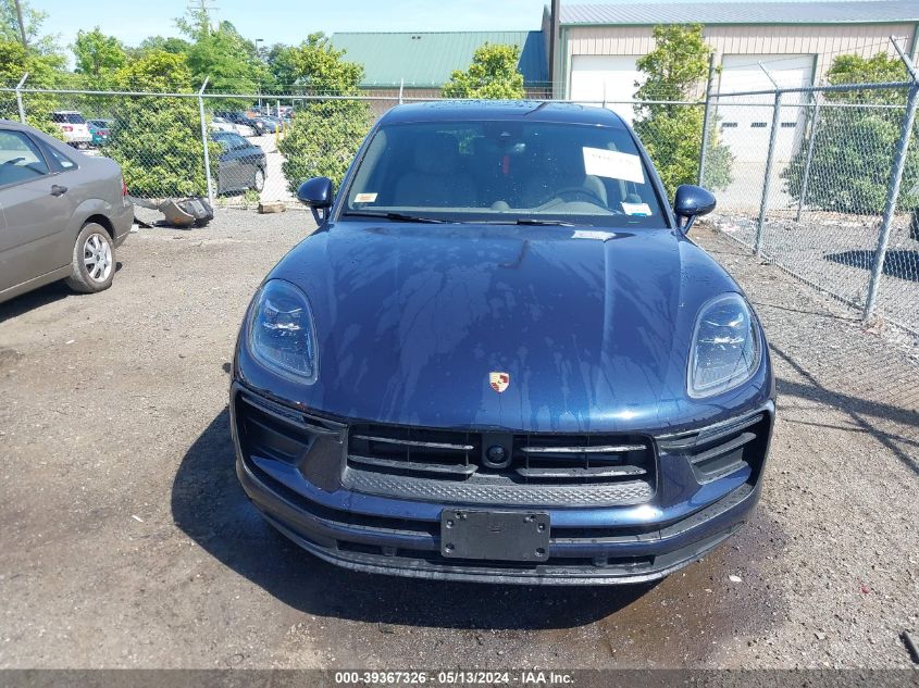 2023 Porsche Macan T VIN: WP1AA2A53PLB01841 Lot: 39367326