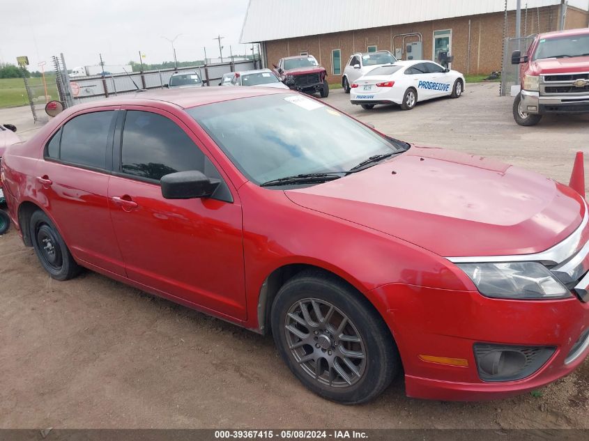 2011 Ford Fusion S VIN: 3FAHP0GA5BR130930 Lot: 39367415