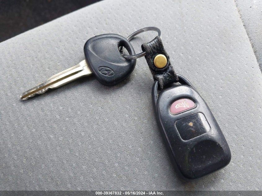 2009 Hyundai Santa Fe Gls VIN: 5NMSG73D89H250613 Lot: 39367832