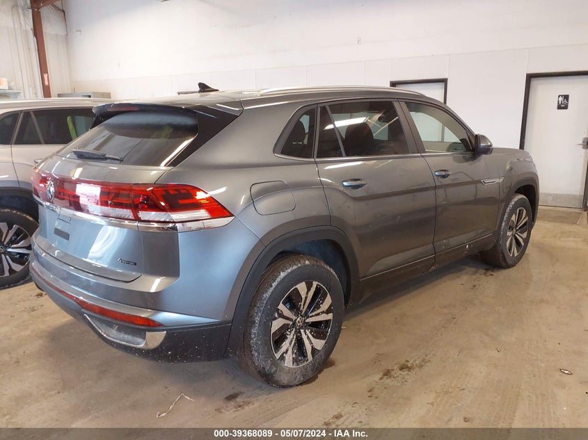 2024 VOLKSWAGEN ATLAS CROSS SPORT SE - 1V2LE2CA3RC241379