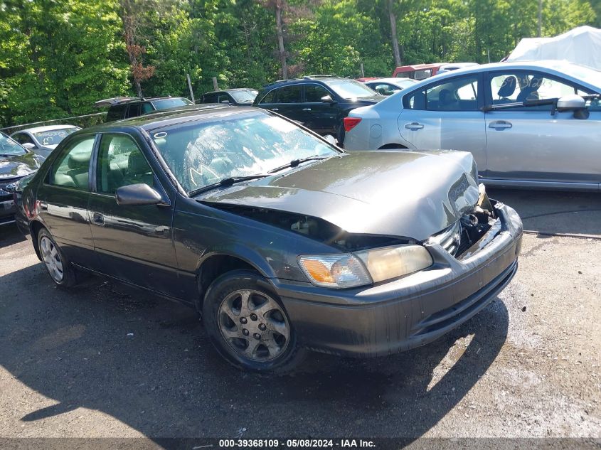 2000 Toyota Camry Le V6 VIN: 4T1BF28K4YU944697 Lot: 39368109