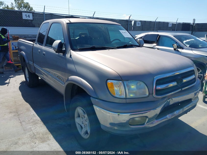 2001 TOYOTA TUNDRA CV1