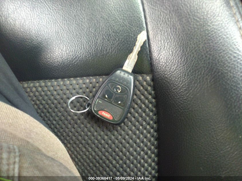 2017 Jeep Compass Latitude 4X4 VIN: 1C4NJDEB0HD191329 Lot: 39368417