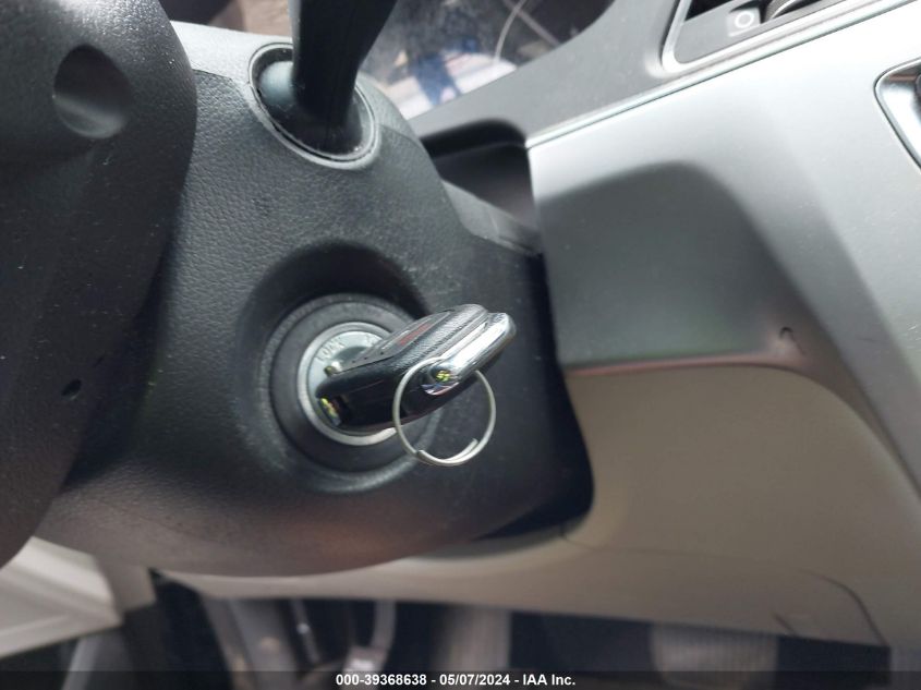 2015 Hyundai Sonata Se VIN: 5NPE24AF2FH221718 Lot: 39368638