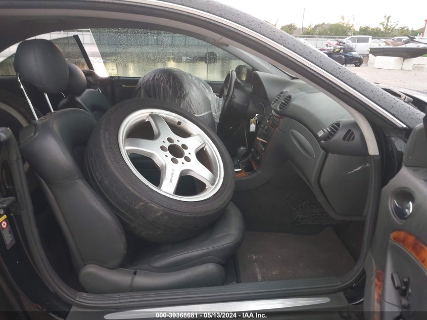 2003 Mercedes-Benz Clk 500 VIN: WDBTJ75J13F008855 Lot: 39368681