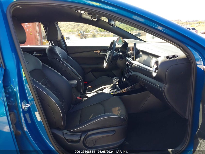 VIN 3KPF54AD8PE609701 2023 KIA FORTE GT-LINE