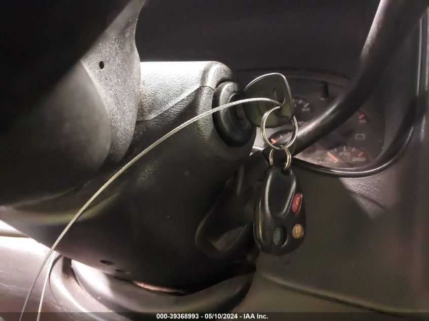 2005 Chevrolet Silverado 1500 Ls VIN: 2GCEK13T551193107 Lot: 39368993