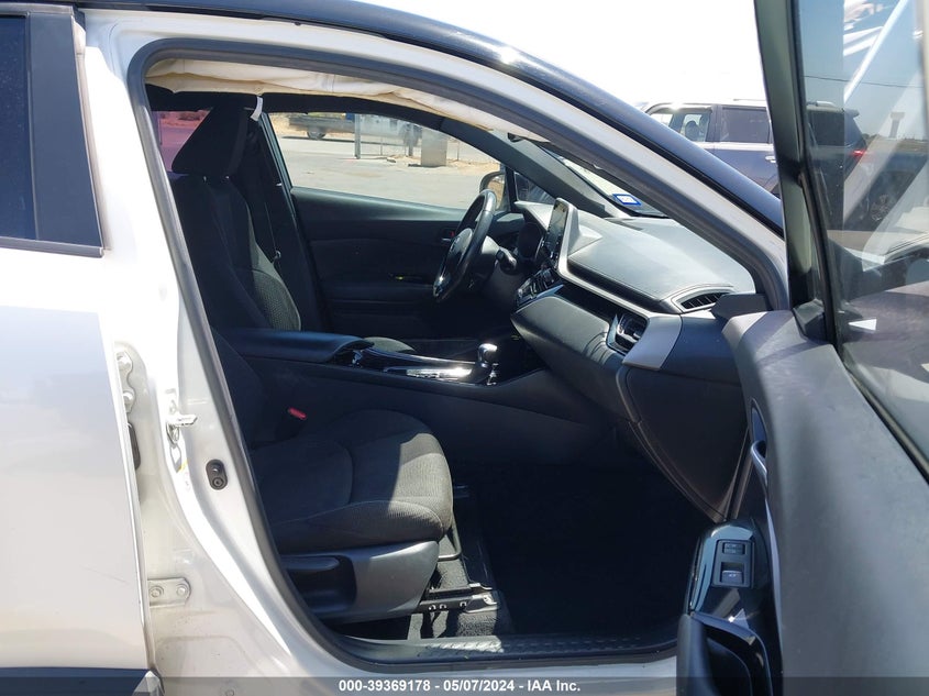 2019 Toyota C-Hr Xle VIN: JTNKHMBX1K1057318 Lot: 39369178