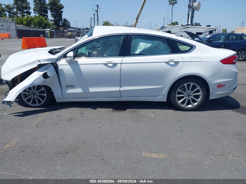 2018 Ford Fusion Energi Se Luxury VIN: 3FA6P0PU0JR246181 Lot: 39369294