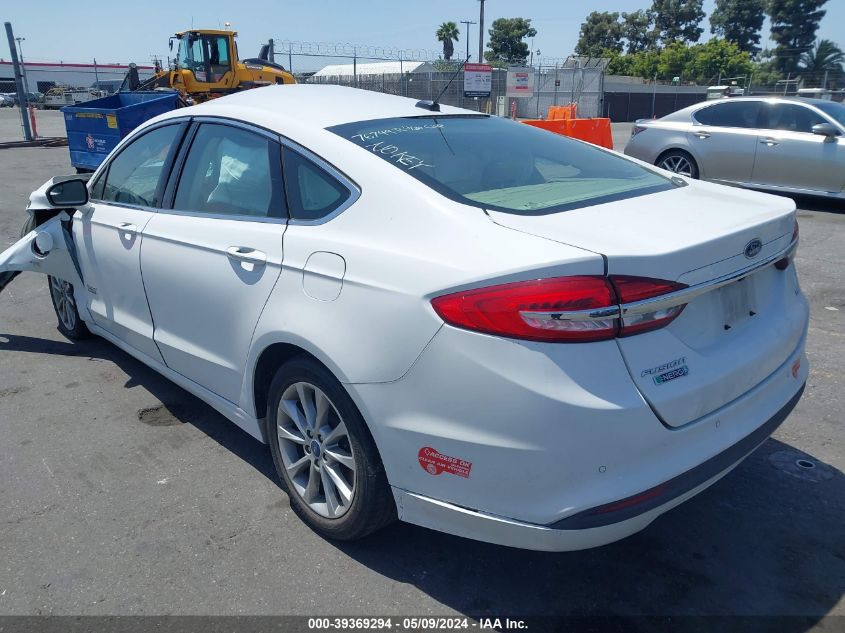 2018 Ford Fusion Energi Se Luxury VIN: 3FA6P0PU0JR246181 Lot: 39369294