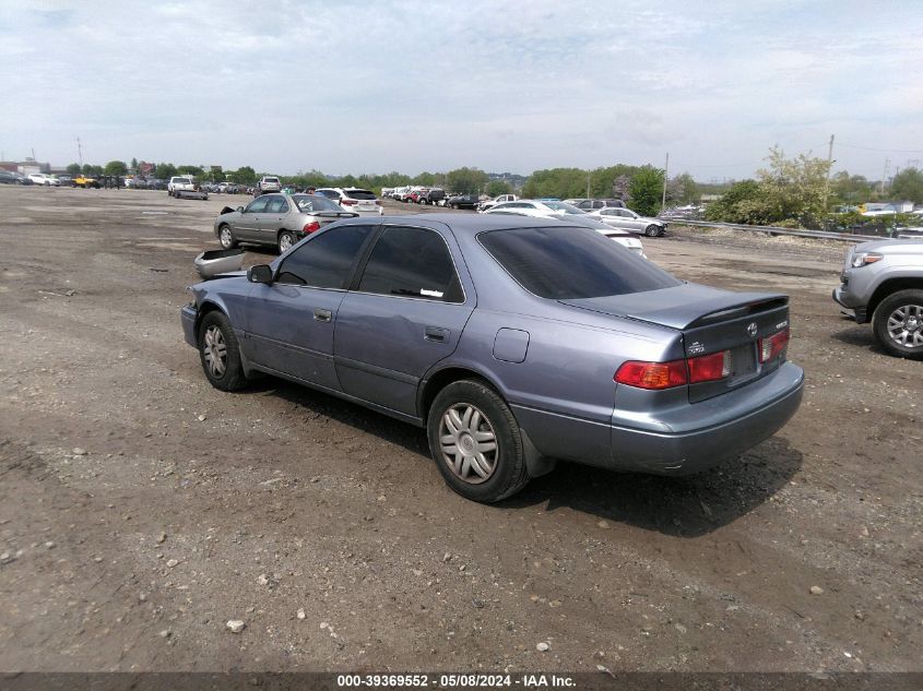 2000 Toyota Camry Le V6 VIN: 4T1BF22K0YU093037 Lot: 39369552