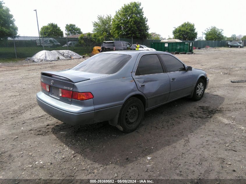 2000 Toyota Camry Le V6 VIN: 4T1BF22K0YU093037 Lot: 39369552