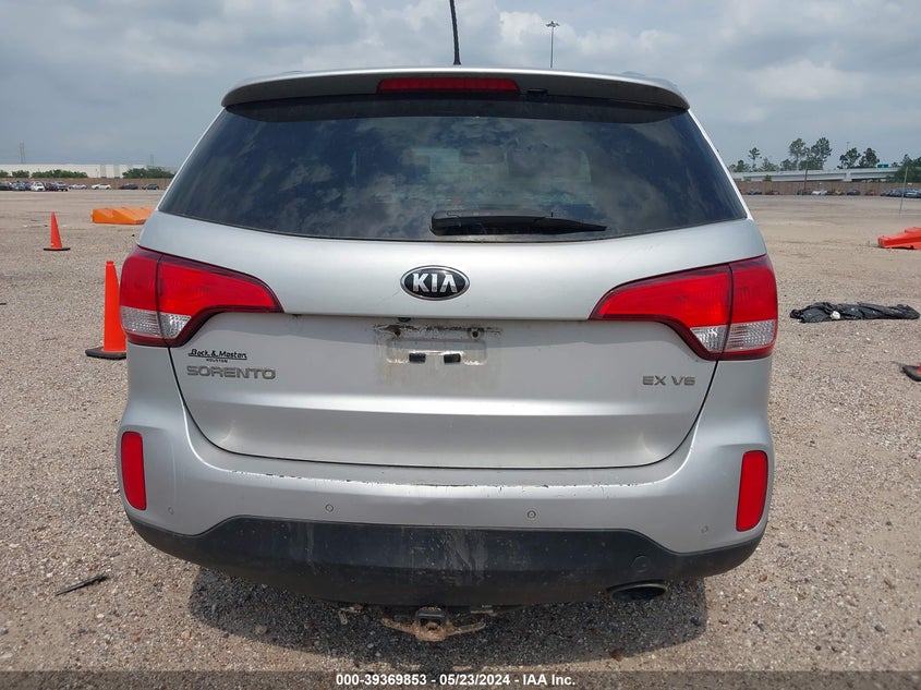 2015 Kia Sorento Ex V6 VIN: 5XYKUDA70FG603582 Lot: 39369853