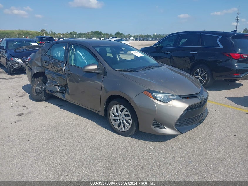 TOYOTA COROLLA LE 2019