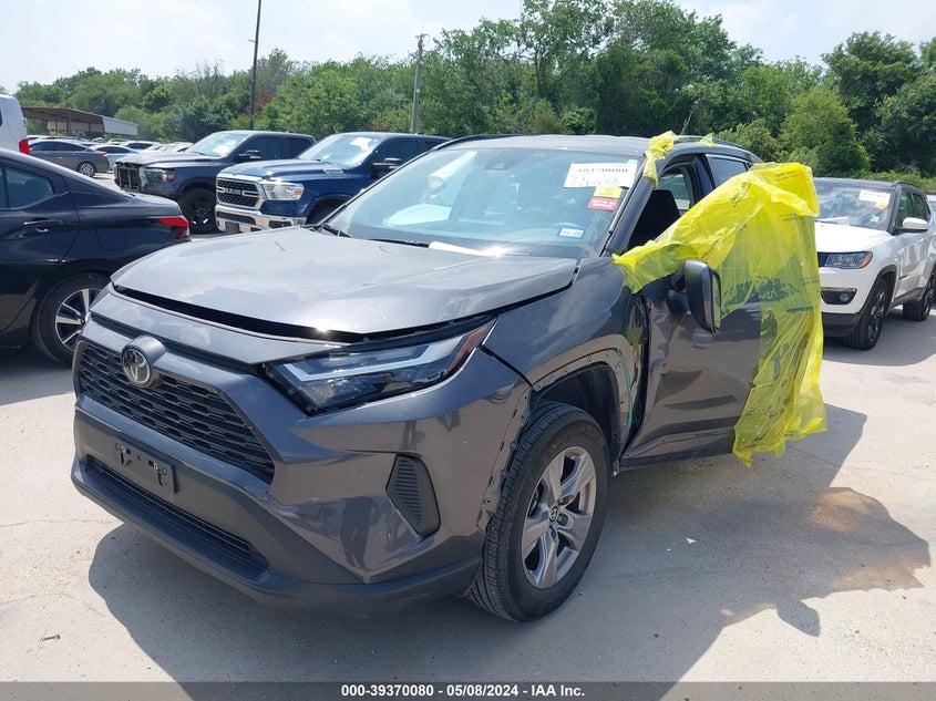 VIN 2T3P1RFV9NW261455 2022 TOYOTA RAV4 XLE