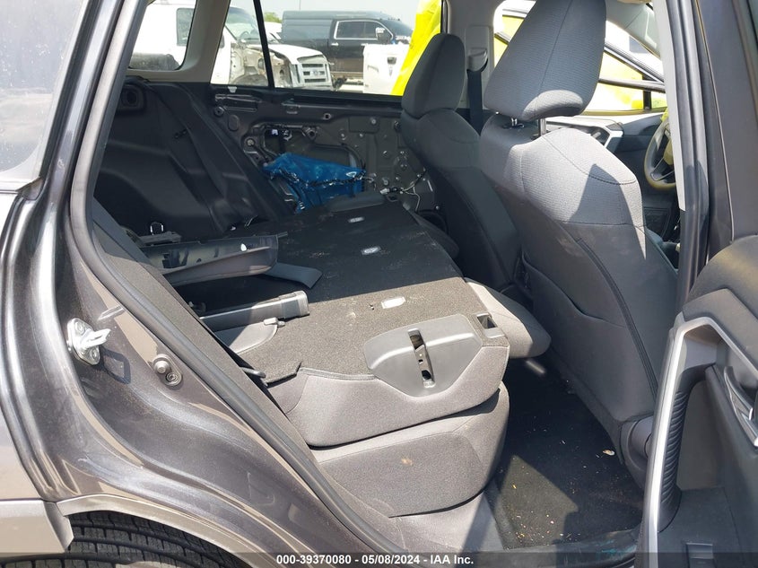 VIN 2T3P1RFV9NW261455 2022 TOYOTA RAV4 XLE
