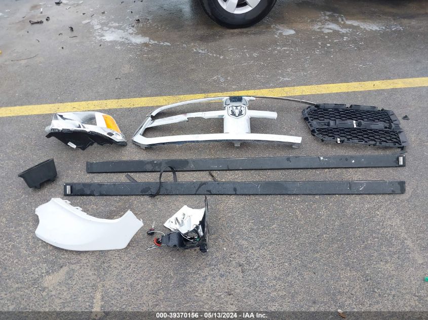 2019 Ram 1500 Classic Tradesman Regular Cab 4X2 8' Box VIN: 3C6JR6DT3KG669743 Lot: 39370156