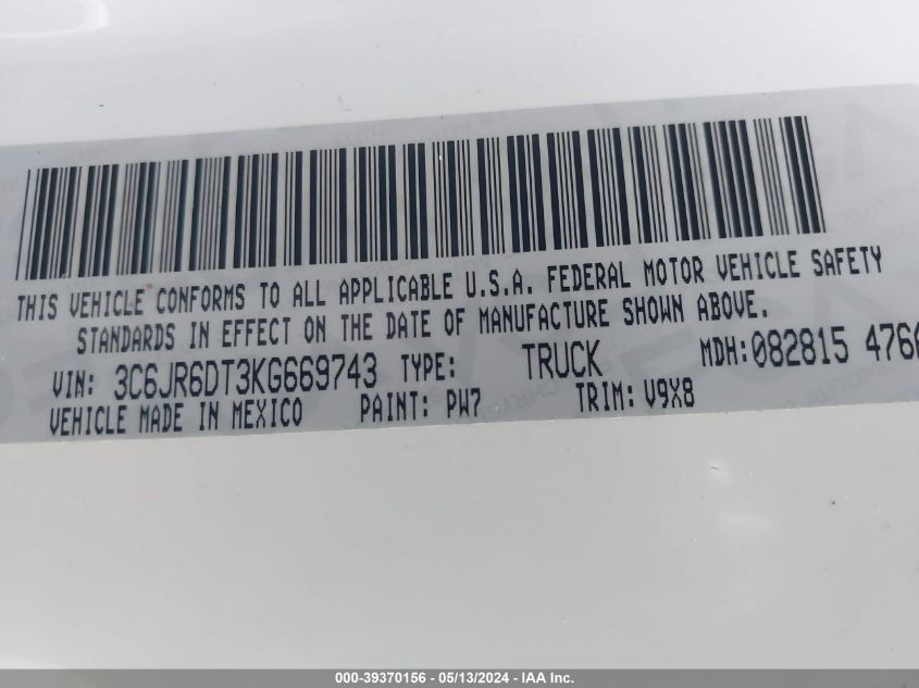 2019 Ram 1500 Classic Tradesman Regular Cab 4X2 8' Box VIN: 3C6JR6DT3KG669743 Lot: 39370156
