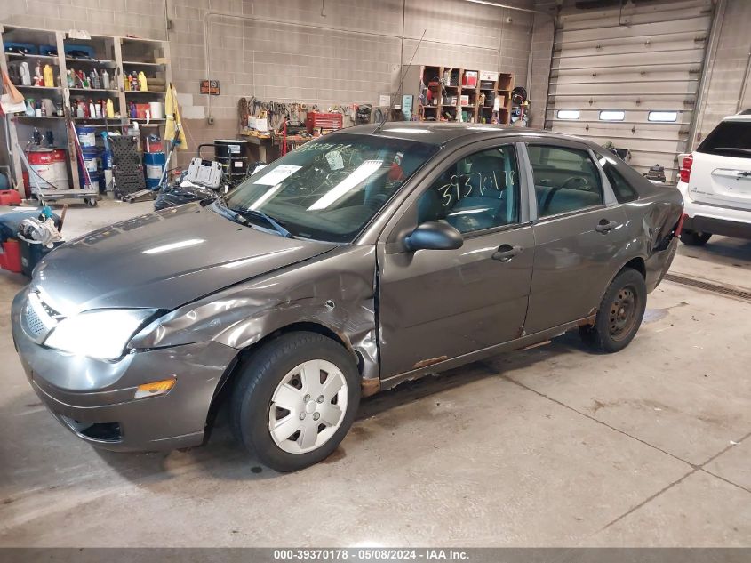 2007 Ford Focus S/Se/Ses VIN: 1FAHP34N77W208198 Lot: 39370178