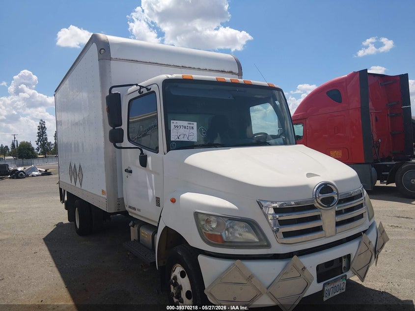 2010 HINO HINO 145