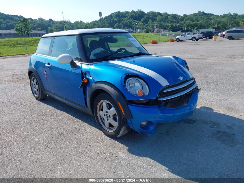 2011 Mini Cooper VIN: WMWSU3C53BT253866 Lot: 39370620