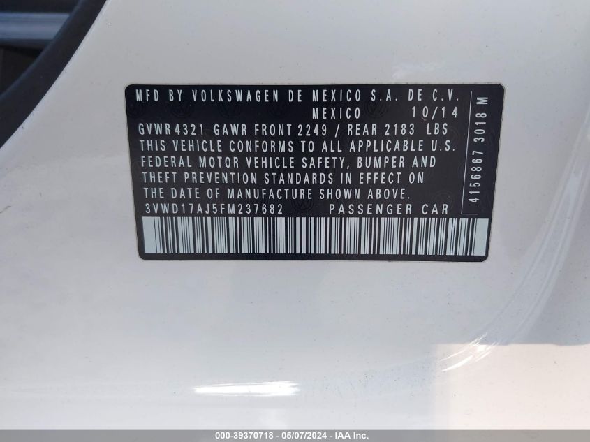 2015 VOLKSWAGEN JETTA SE - 3VWD17AJ5FM237682