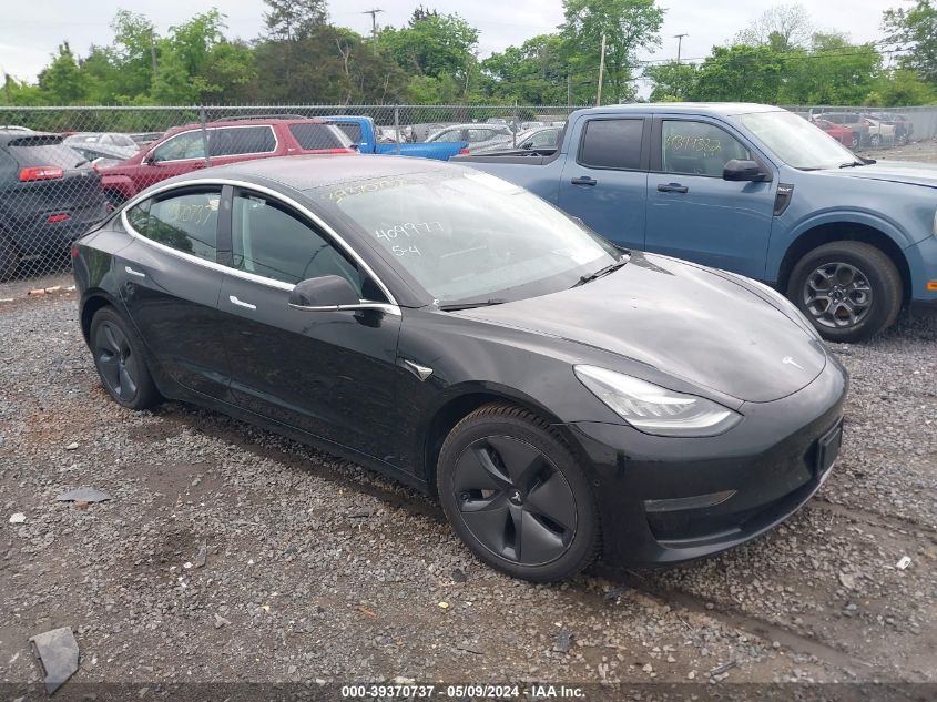 2018 Tesla Model 3 VIN: 5YJ3E1EAXJF033032 Lot: 39370737