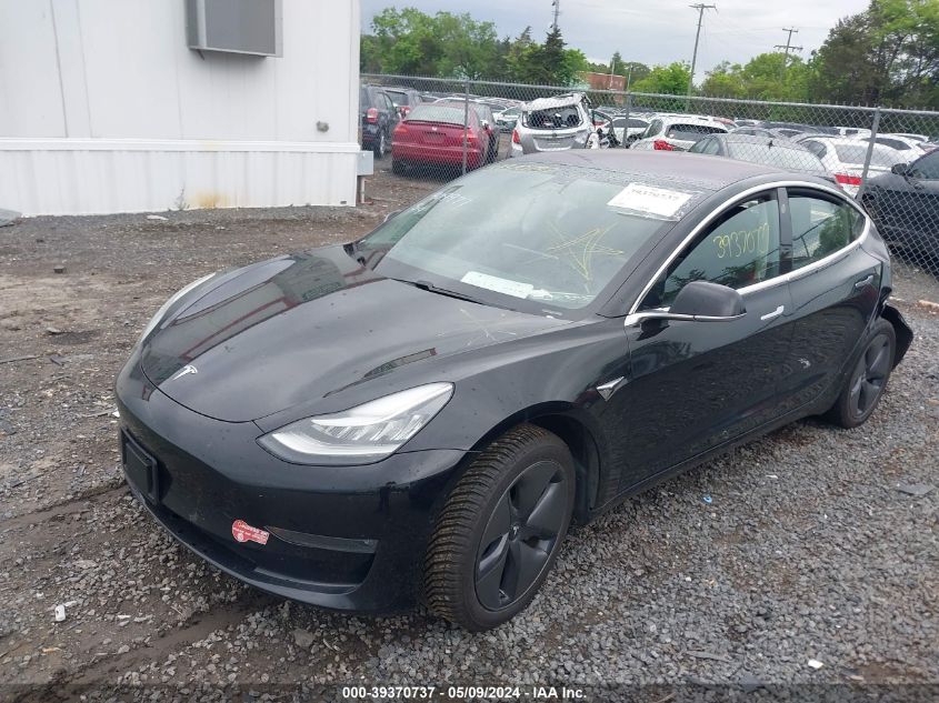 2018 Tesla Model 3 VIN: 5YJ3E1EAXJF033032 Lot: 39370737