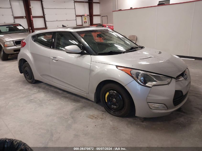 2012 Hyundai Veloster Base W/Gray VIN: KMHTC6AD8CU045611 Lot: 39370872