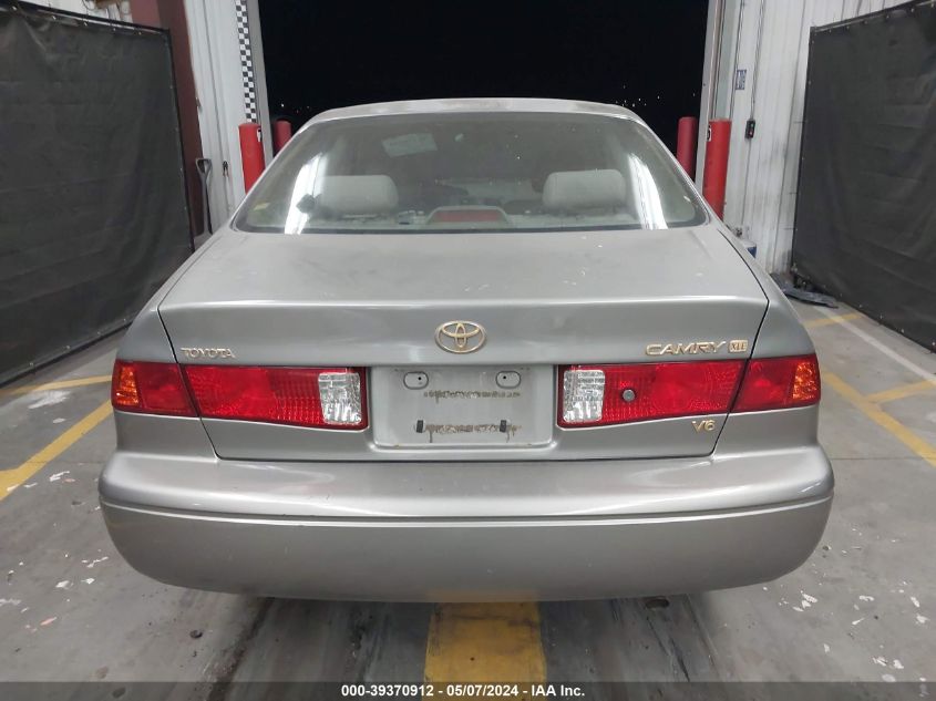 2001 Toyota Camry Xle V6 VIN: JT2BF28K210305731 Lot: 39370912