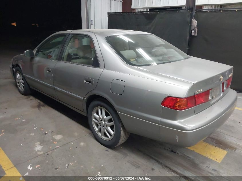 2001 Toyota Camry Xle V6 VIN: JT2BF28K210305731 Lot: 39370912