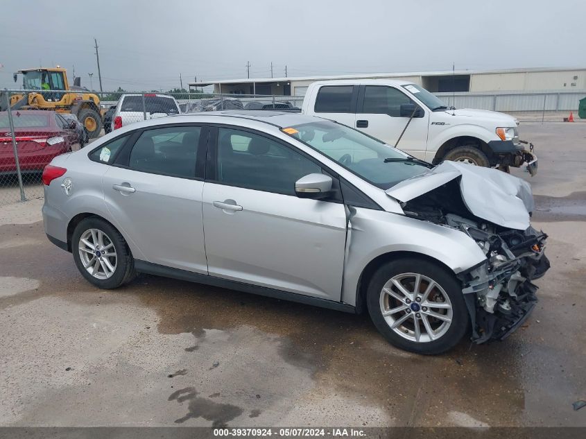 2016 Ford Focus Se VIN: 1FADP3F23GL364385 Lot: 39370924