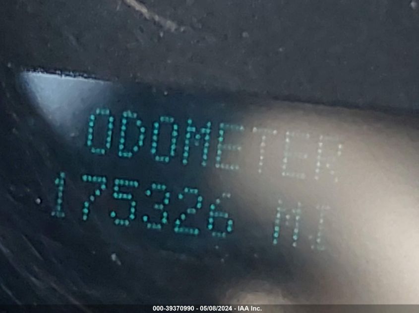 2011 Chevrolet Silverado 1500 Xtra Fuel Economy VIN: 3GCPCSE36BG303853 Lot: 39370990