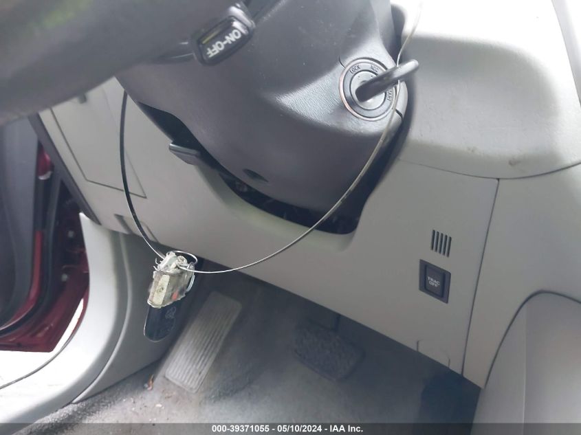 2007 Toyota Highlander V6 VIN: JTEGP21A570129855 Lot: 39371055