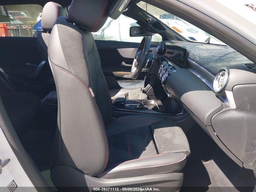 2021 Mercedes-Benz A 220 4Matic VIN: W1K3G4FB4MJ265826 Lot: 39371112