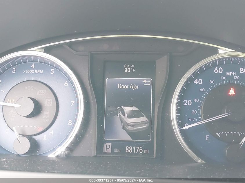 2016 Toyota Camry Le VIN: 4T4BF1FK4GR545290 Lot: 39371257