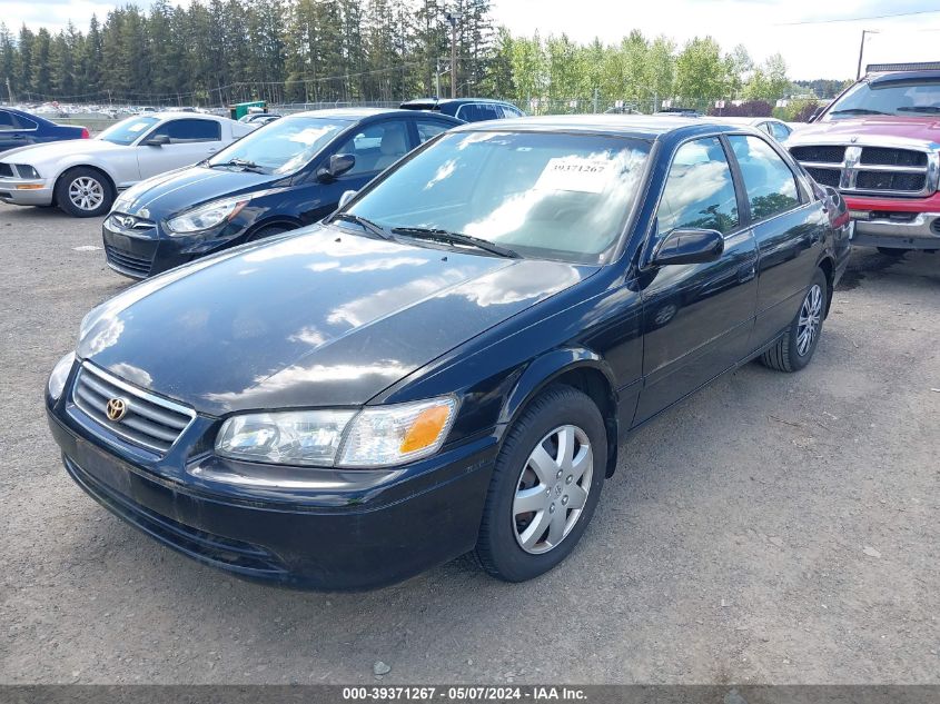 2000 Toyota Camry Le VIN: JT2BG22K3Y0487780 Lot: 39371267