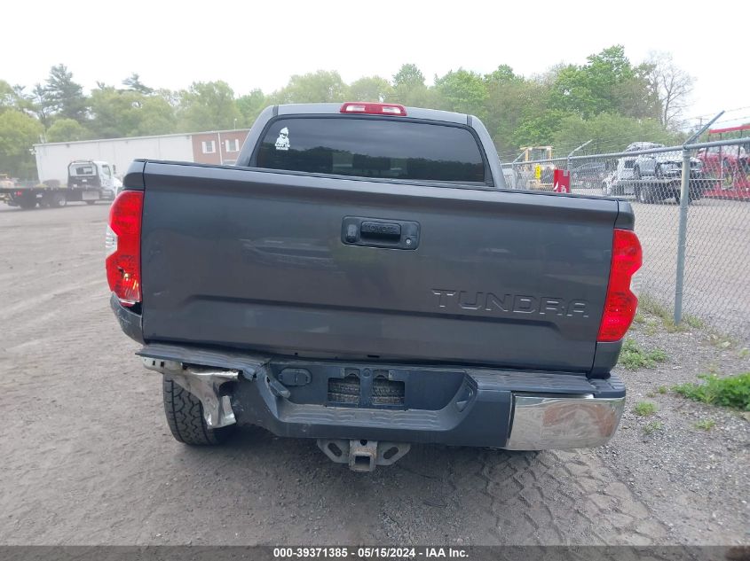 2018 Toyota Tundra Sr5 5.7L V8 VIN: 5TFDY5F10JX681115 Lot: 39371385