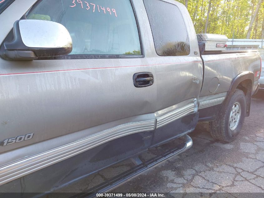 1999 Chevrolet Silverado 1500 Lt VIN: 2GCEK19T7X1104518 Lot: 39371499