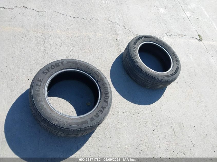 2007 Honda Civic Hybrid VIN: JHMFA36207S000465 Lot: 39371782