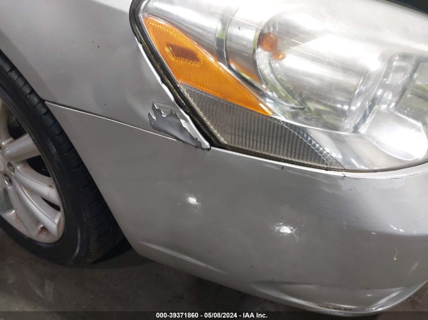 2008 Buick Lucerne Cxs VIN: 1G4HE57Y08U143785 Lot: 39371860