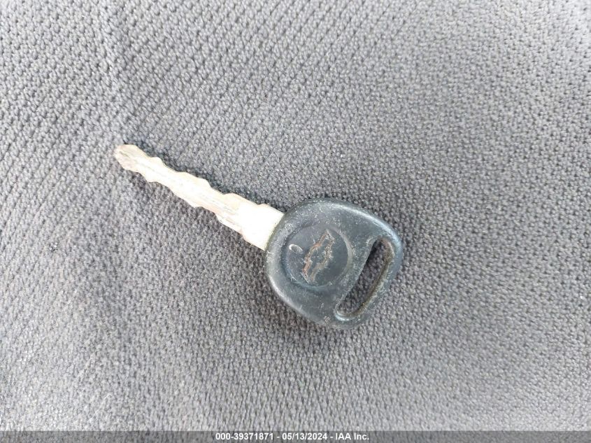 2005 GMC Sierra 1500 Sle VIN: 2GTEC13T151265112 Lot: 39371871