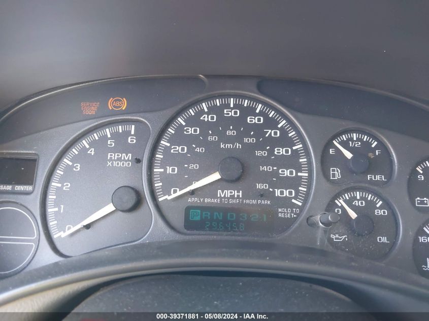 2002 Chevrolet Tahoe Ls VIN: 1GNEC13V52R211095 Lot: 39371881