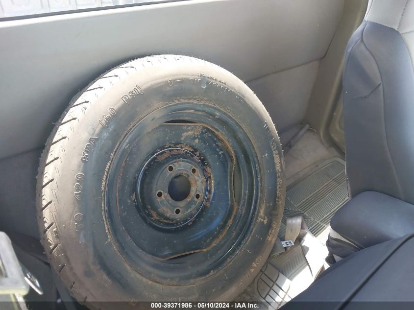 2002 GMC Sonoma Sls VIN: 1GTCS19W428241102 Lot: 39371986