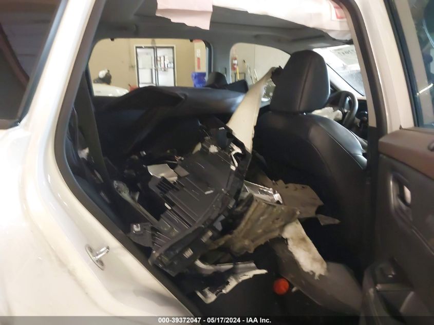 2021 NISSAN ROGUE SV FWD - 5N1AT3BA1MC796731