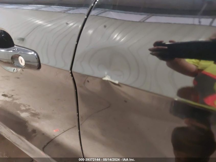 2017 Ford Escape Se VIN: 1FMCU9G95HUC26125 Lot: 39372144