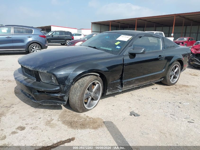 2008 Ford Mustang Gt Deluxe/Gt Premium VIN: 1ZVHT82HX85159941 Lot: 39372283