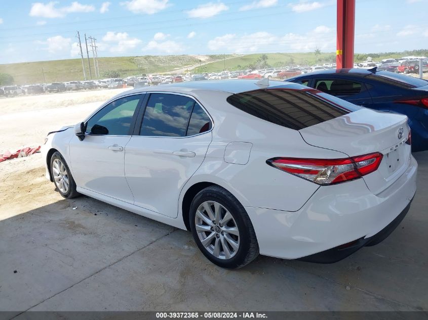 2019 Toyota Camry Le VIN: 4T1B11HK3KU766717 Lot: 39372365